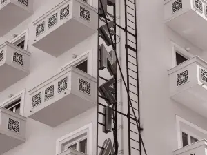 루모어 아파트먼트