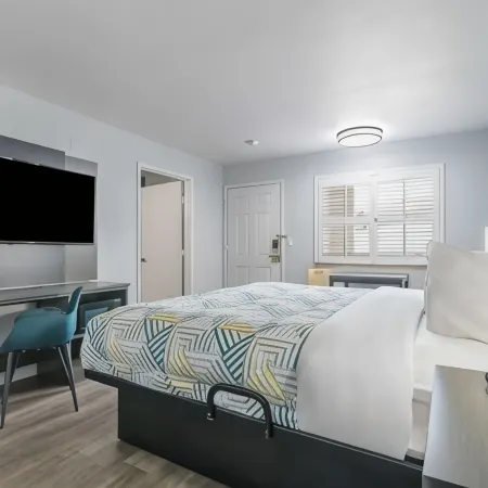 Studio 6 Suites Madera, CA - Yosemite