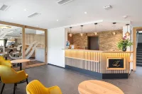 Jungfrau Lodge, Swiss Mountain Hotel