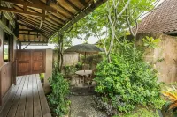 Yabbiekayu Eco-Bungalows Hotels near Bantul Inline Skating Ring