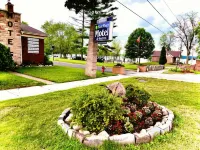 Park Place Motel & Suites