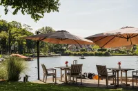 Inn on the Lake Hotel a Katwoude