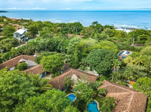 Tropical Retreat - Private Pool, Steps to Beach 2 Bedroom Villa by RedAwning - Villas