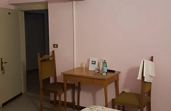 阿爾貝格古瓜爾蒂耶裏餐廳酒店