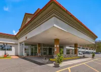 Red Carpet Inn & Suites Hotels in Sugarloaf Township