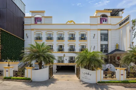 Sterling Marbella Dehradun Отели в г. Дехрадун