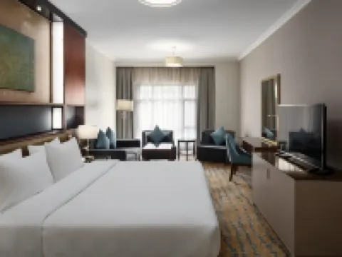 SAJA By Warwick Madinah Hotel メディナのホテル