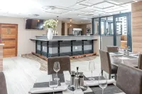 Loch Logan Hotel