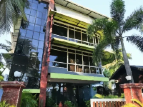 SAL Riviera カベロッシムのホテル