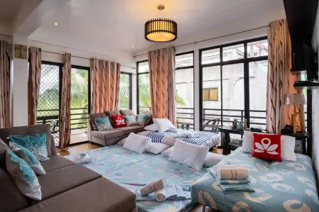 Casa Herminia Baler Отели рядом с достопримечательностью «Дингалан Кейв»