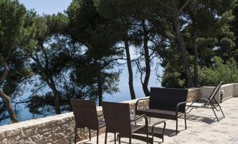 Marilena Apartments