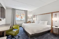 Fairfield Inn & Suites Hickory