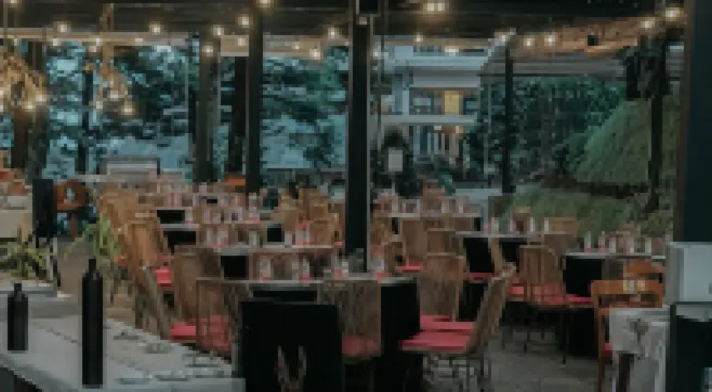 Damar Langit Resort