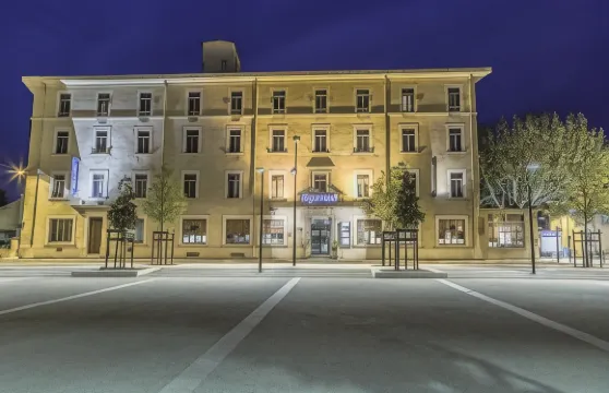 基里亞德酒店-橙城中心