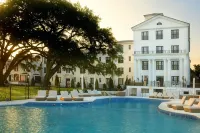 White House Hotel - vue mer