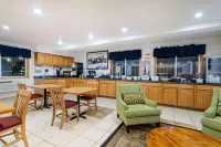 Super 8 by Wyndham the Dalles or Hotels in The Dalles