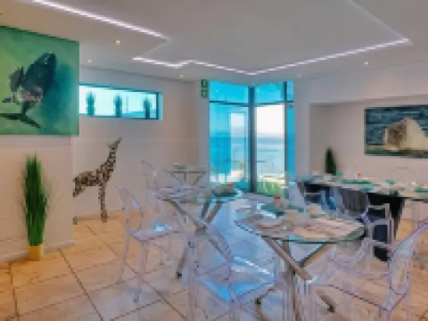 Sea Star Cliff Hotels in Overberg District Municipality