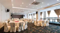 Royal Suite Condotel Hotels in Medan