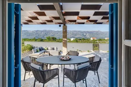 Steinhaus Milan Отели в г. Jovici