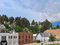 2 King Suites w/Private Baths, Near Deadwood & Terry Peak, Black Hills City View Hotels in Lead