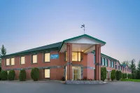 Travelodge by Wyndham Rigaud Hôtels à : Vaudreuil-Soulanges
