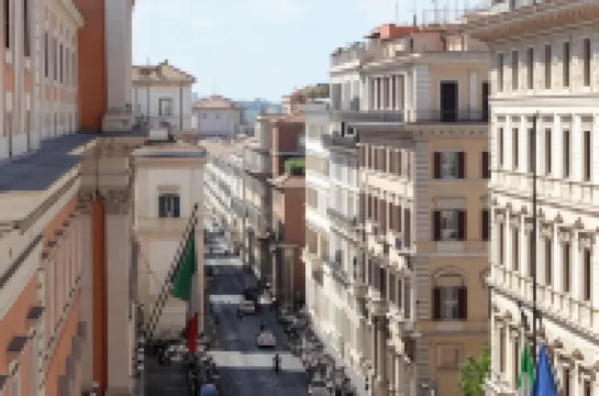 โรงแรมนาร์ดิซซี อเมริกานา