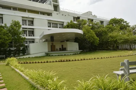 Hotel Geetha International