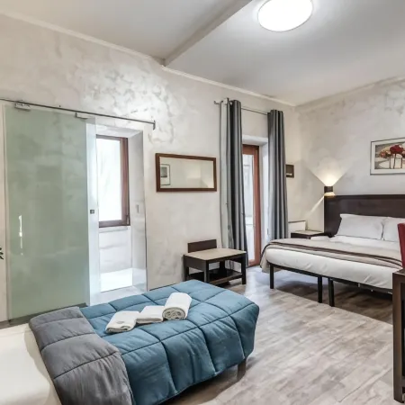 Hotel Family House