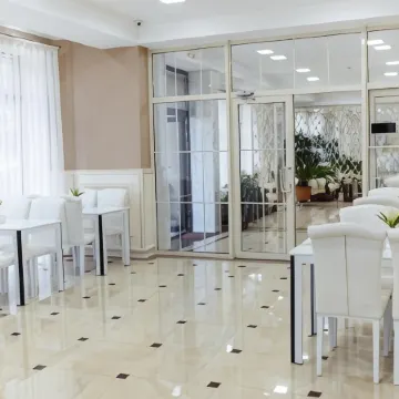 Отель Discovery Бишкек