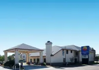Columbia Inn & Suites Hotels in Columbia