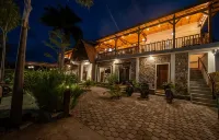 브루가 빌라 레스토랑과 스파 Selong Belanak Beach 주변 호텔