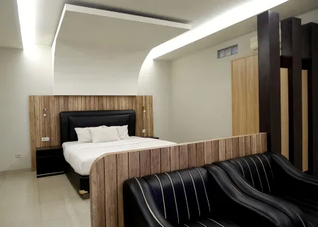 Grand Krakatau Hotel Cilegon Отели в г. Purwakarta