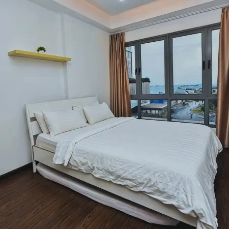 Lovina 6-12 at Harbour Bay Residences