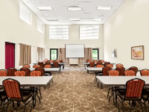 Best Western Palmyra Inn  Suites Hotels in Wayne County
