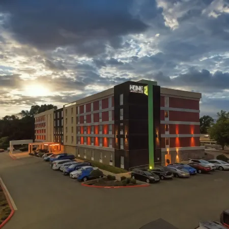 Home2 Suites by Hilton DuPont Отели в г. Дюпон