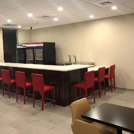 Hawthorn Extended Stay by Wyndham Monahans