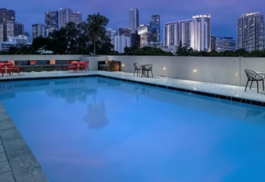 Tru by Hilton Miami West Brickell 로비