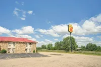 Super 8 by Wyndham Melrose Hôtels à : Millwood Township