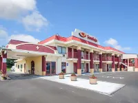 Econo Lodge Kearney - Liberty Hotels in Clay County