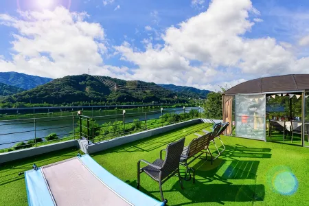 Gapyeong New Healing Pension Отели рядом с достопримечательностью «Edelweiss»