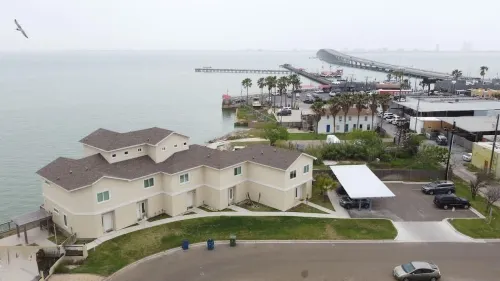 레드어닝의 새로운 워터프론트 방갈로 피셔맨스 파라다이스 2 베드룸 집 포트 이사벨 호텔