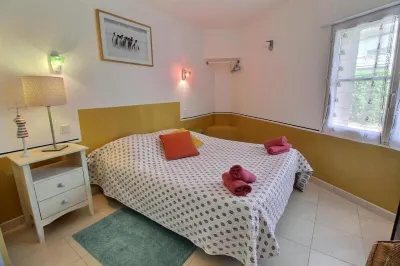 Gîte la Crabière, 900m de la Mer, Animaux de Compagnie Bienvenue Hotels near Le Clos Tranquille