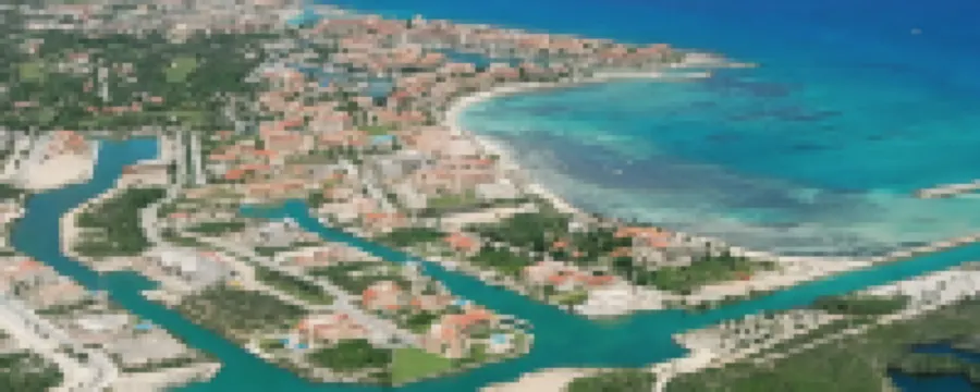 Beachfront Condo at Club de Yates