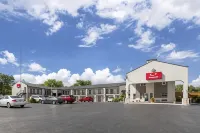 Econo Lodge Inn & Suites Near Lackland AFB Hotels in San Antonio
