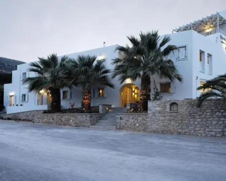 Filoxenia Apartments Hotels in Kythira