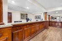 Comfort Suites - parking