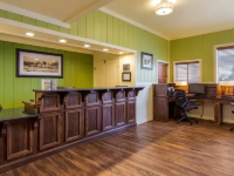 Best Western Paradise Inn  Resort Hotels in Fillmore