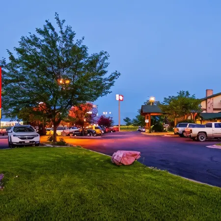 Best Western Plus Sidney Lodge