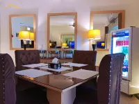 Grand Peace House I センタウルス・モール周辺のホテル