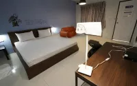 Eazy Motel B.a.n.g.n.a Hotels near Mega Bangna
